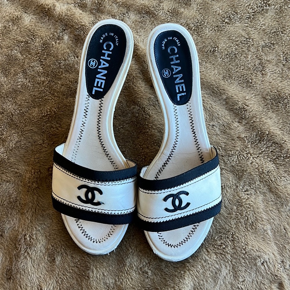 Chanel Kitten Heels